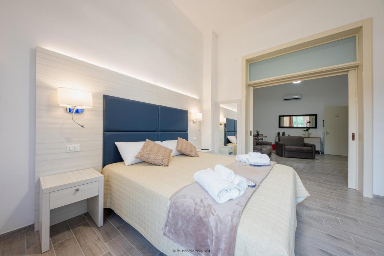 Hotiday Room Collection - Lecce Gianmarti Suite Exterior foto